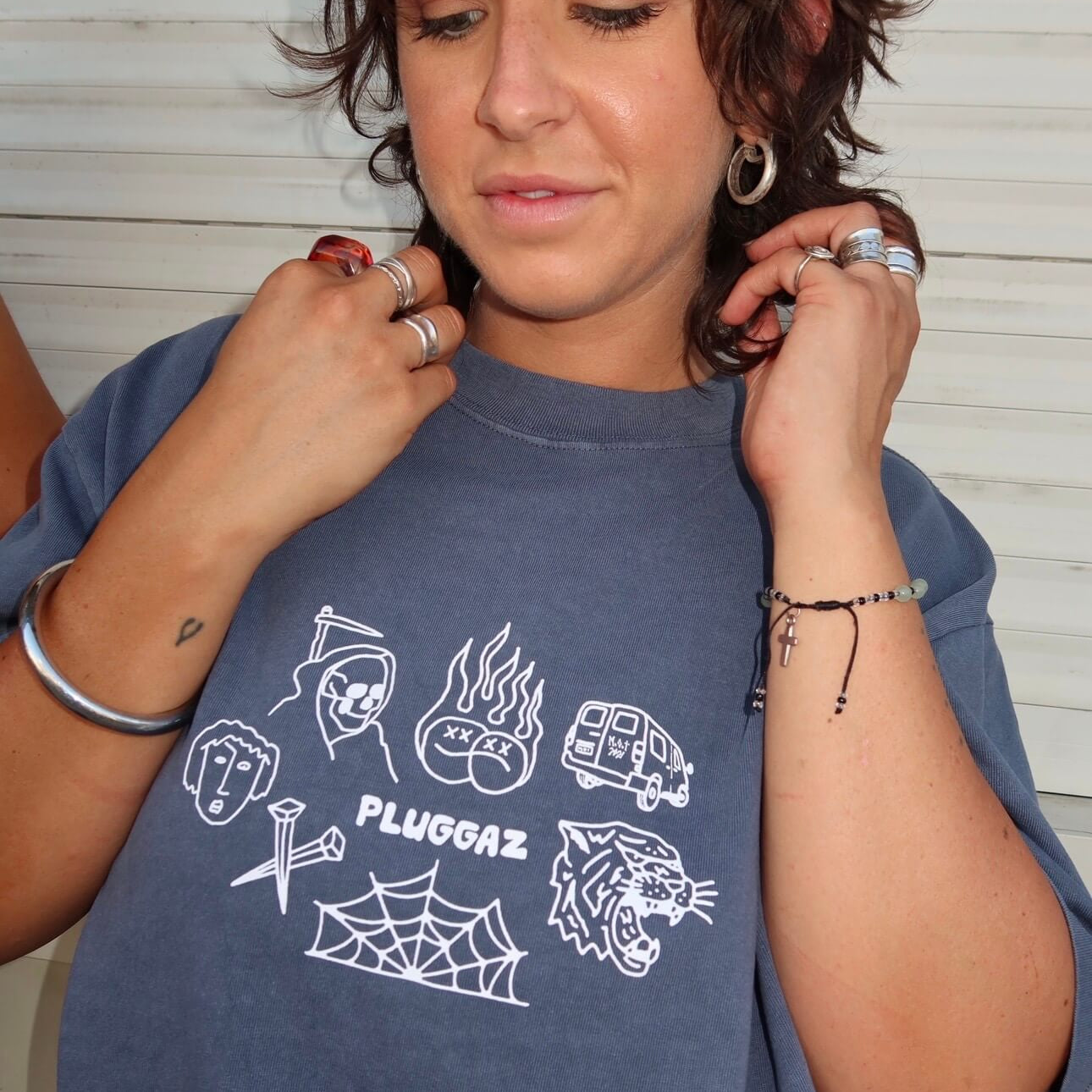 PLUGGAZ FLASH TEE, INDIGO